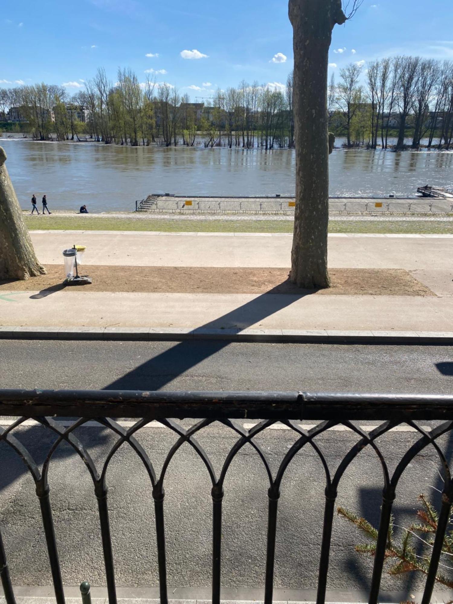 奥尔良Balcon Vue Loire Parking A 50M公寓 外观 照片