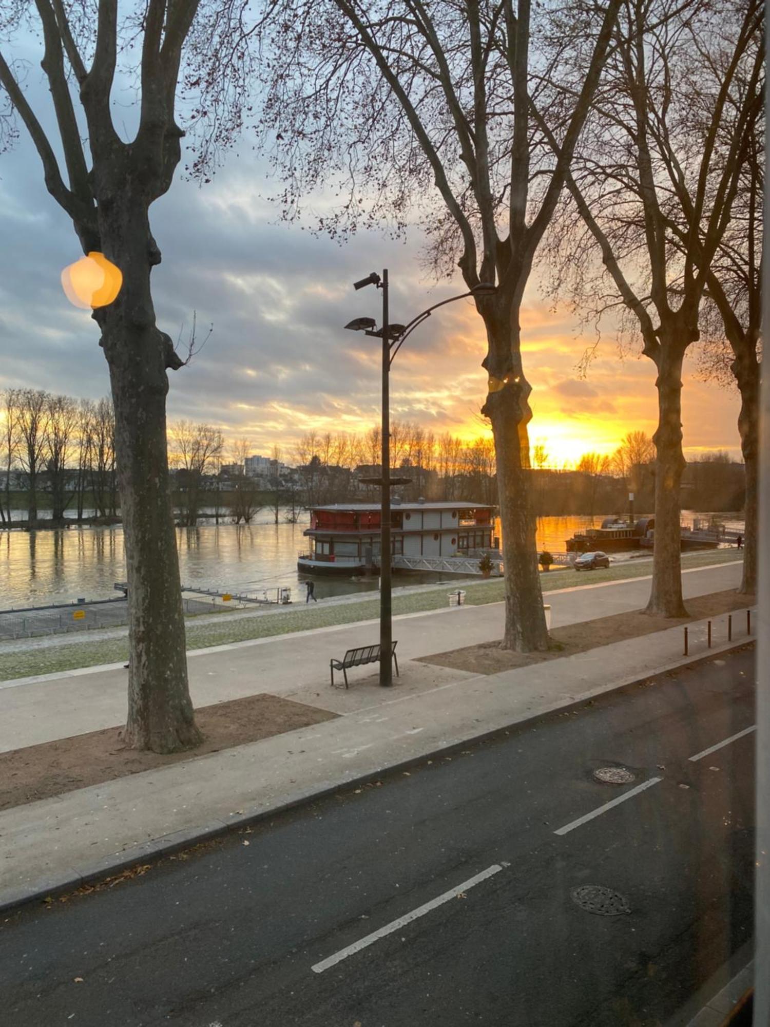 奥尔良Balcon Vue Loire Parking A 50M公寓 外观 照片